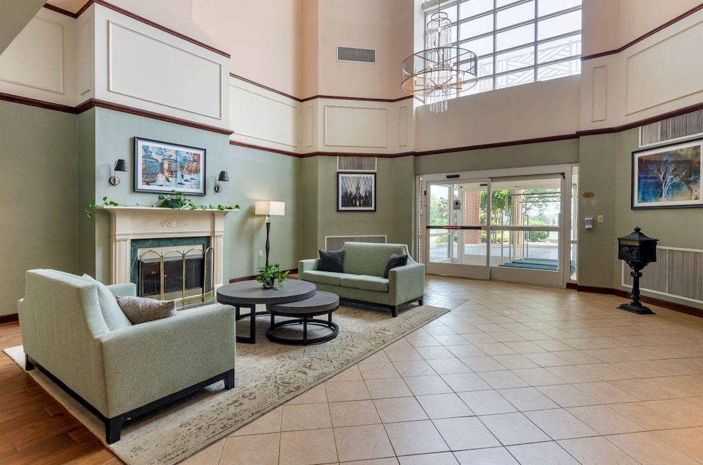 Best Western Plus Inn at Hunt Ridge 2