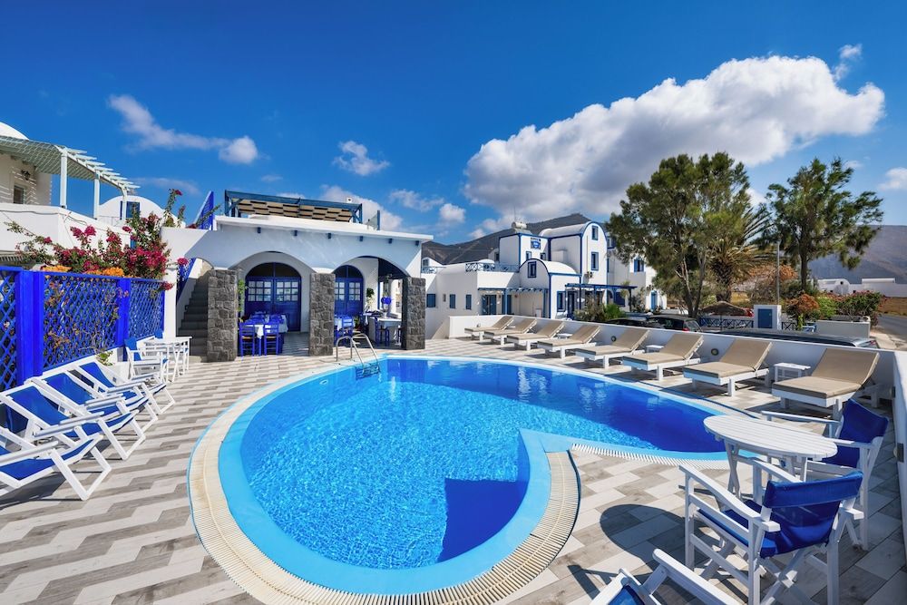 Honeymoon Beach Studios 2