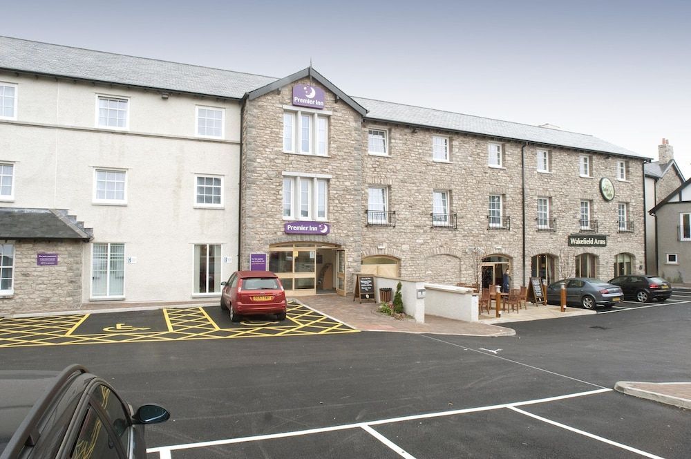 Premier Inn Kendal Central 1