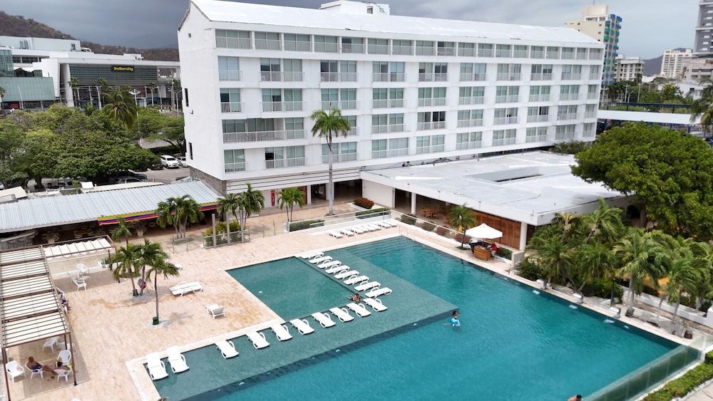 Tamaca Beach Resort 1