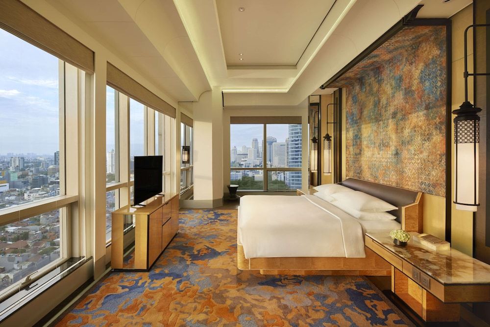 Keraton At The Plaza, part of The Unbound Collection by Hyatt 1