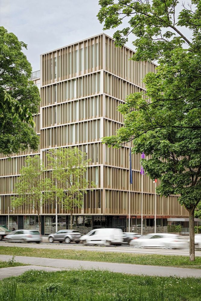 Crowne Plaza Vienna 1