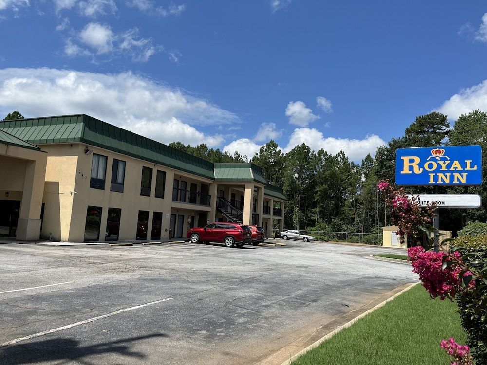 Royal Inn & Suite 1