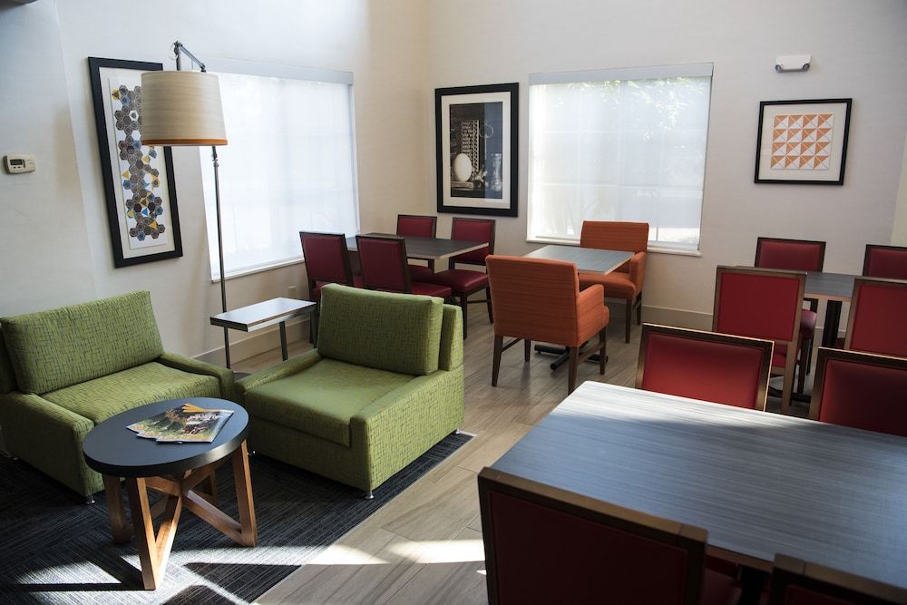 Holiday Inn Express & Suites LEXINGTON-DOWNTOWN/UNIVERSITY by IHG 2