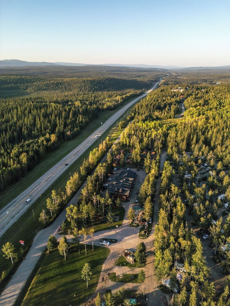 Jasper Gates Resort 1