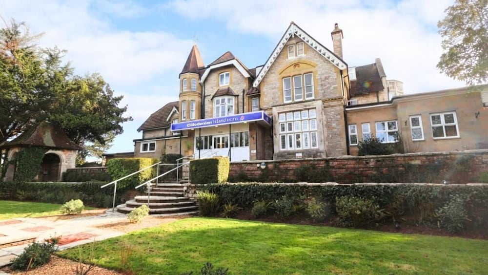 The Caledonian Island Hotel 1