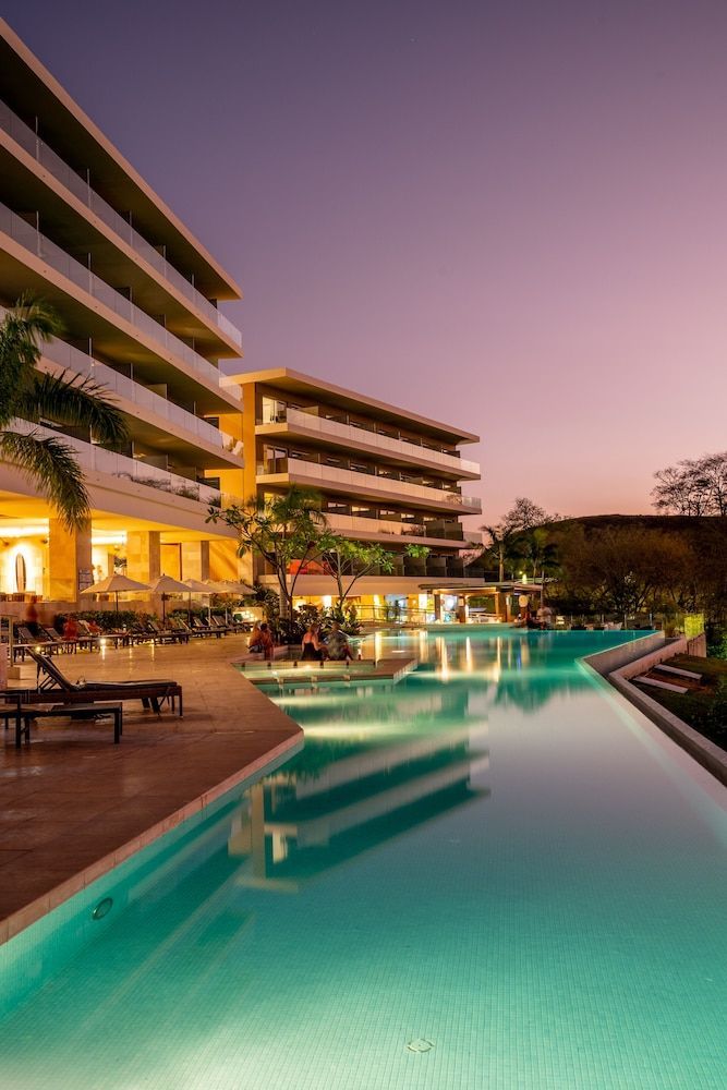 Wyndham Tamarindo 1