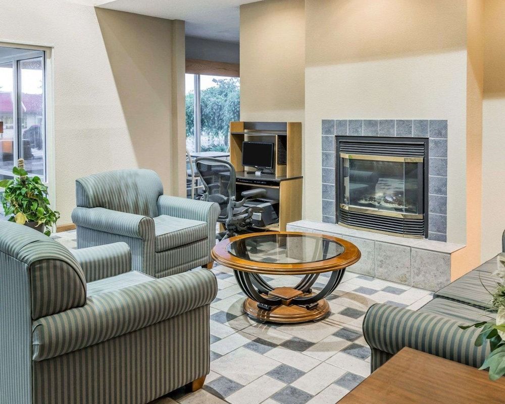 Quality Inn Kalamazoo near Wings Stadium 2