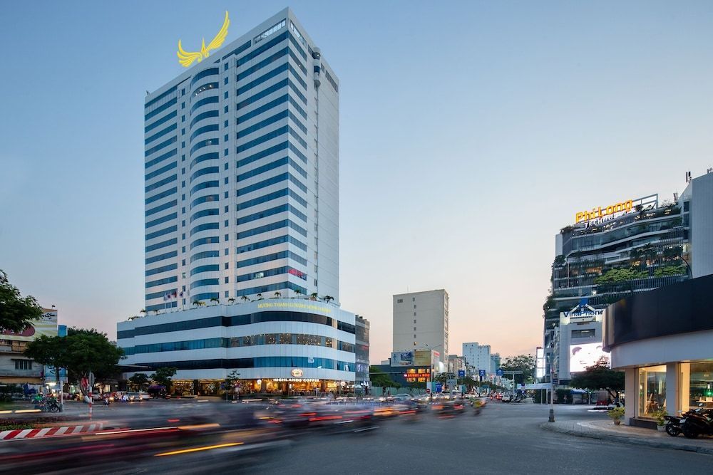 Muong Thanh Luxury Song Han Hotel - 10 Minutes to Da Nang Airport & 800m to Dragon Bridge 1