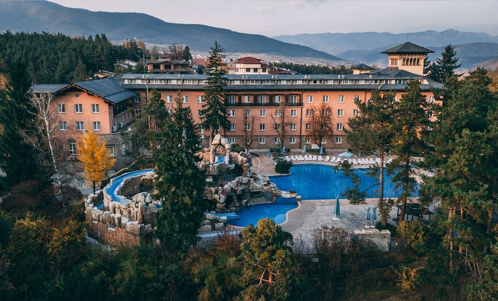 Paris - Velingrad - Spa Hotel Dvoretsa - Velingrad