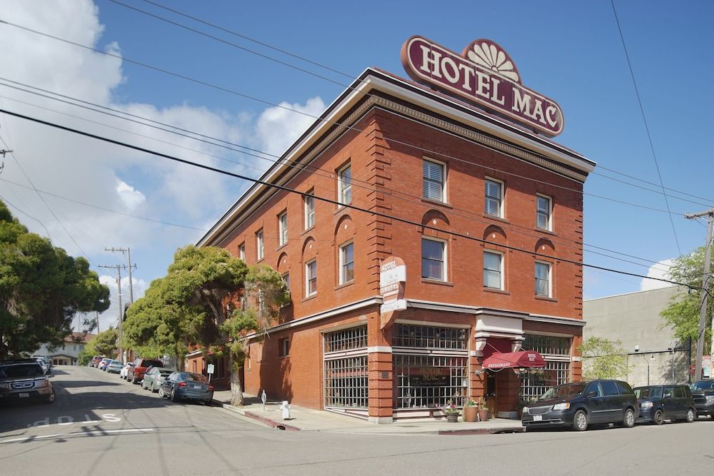 Hotel Mac 1