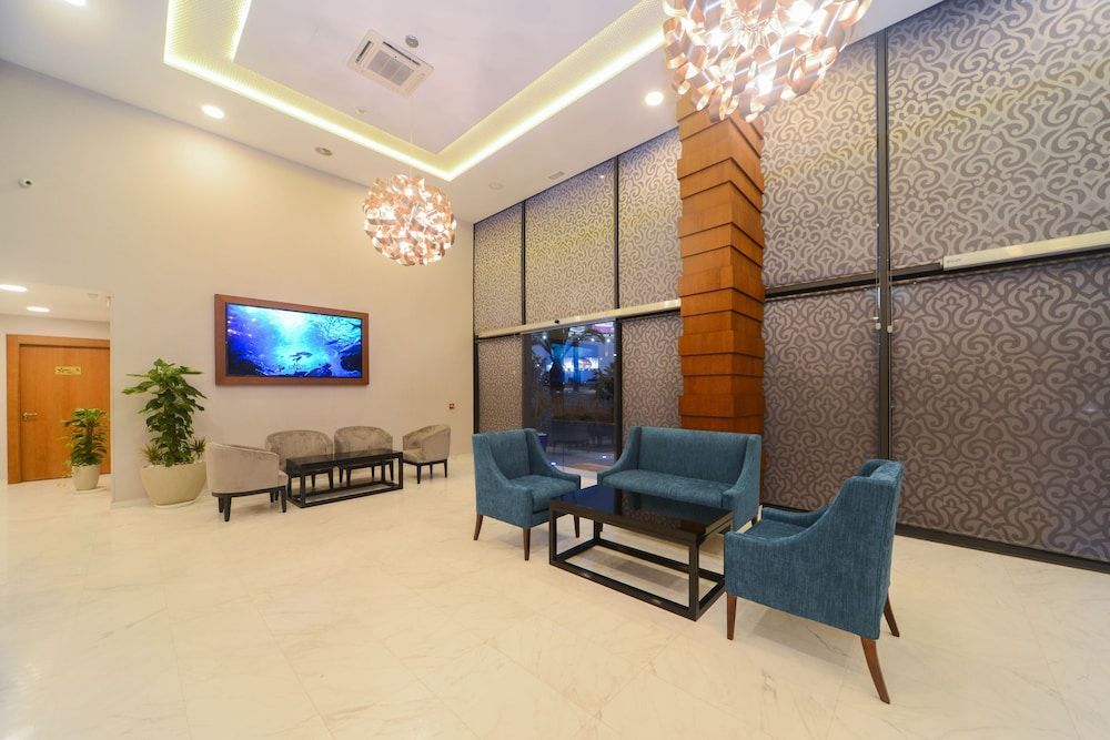 Golden Star Casablanca 2