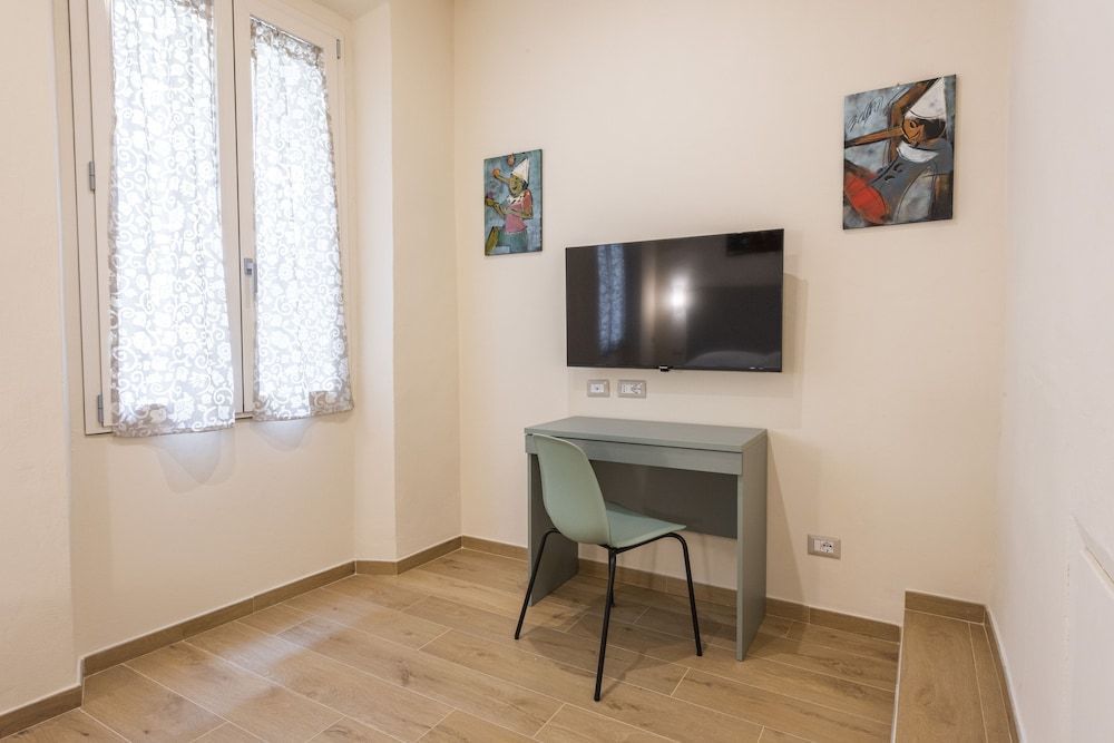 Mercato Contemporary Apartment by Mmega 2