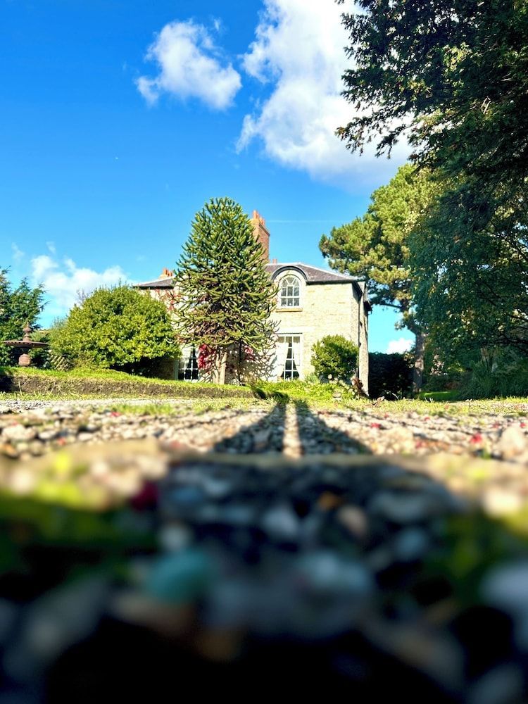 Ty'n Rhyl Boutique Bed & Breakfast 1