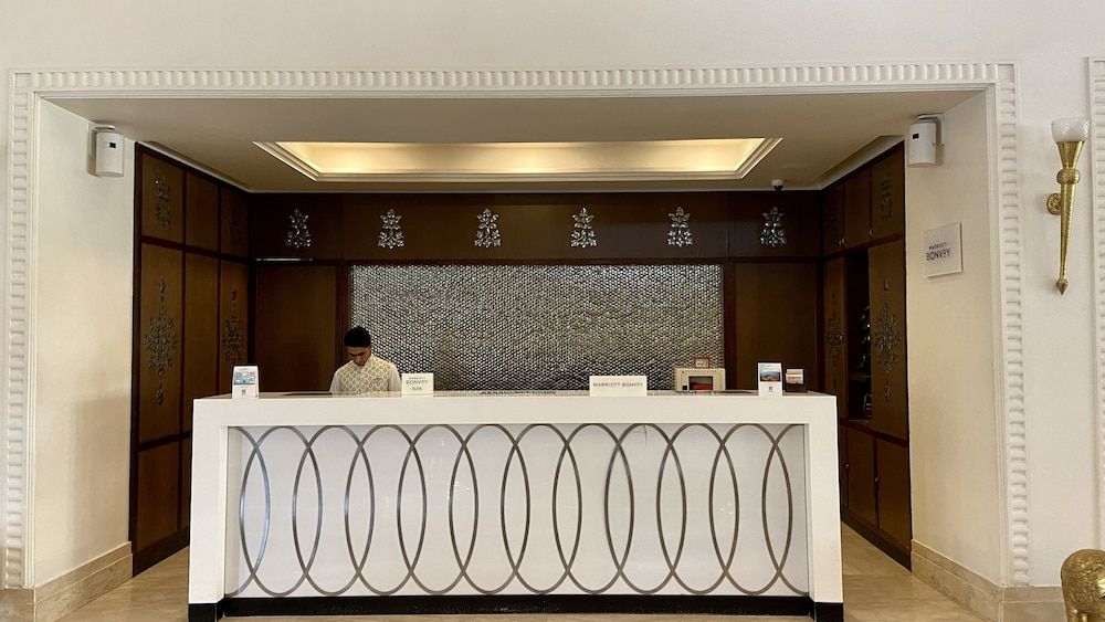 Le Meridien Jaipur Resort & Spa 2