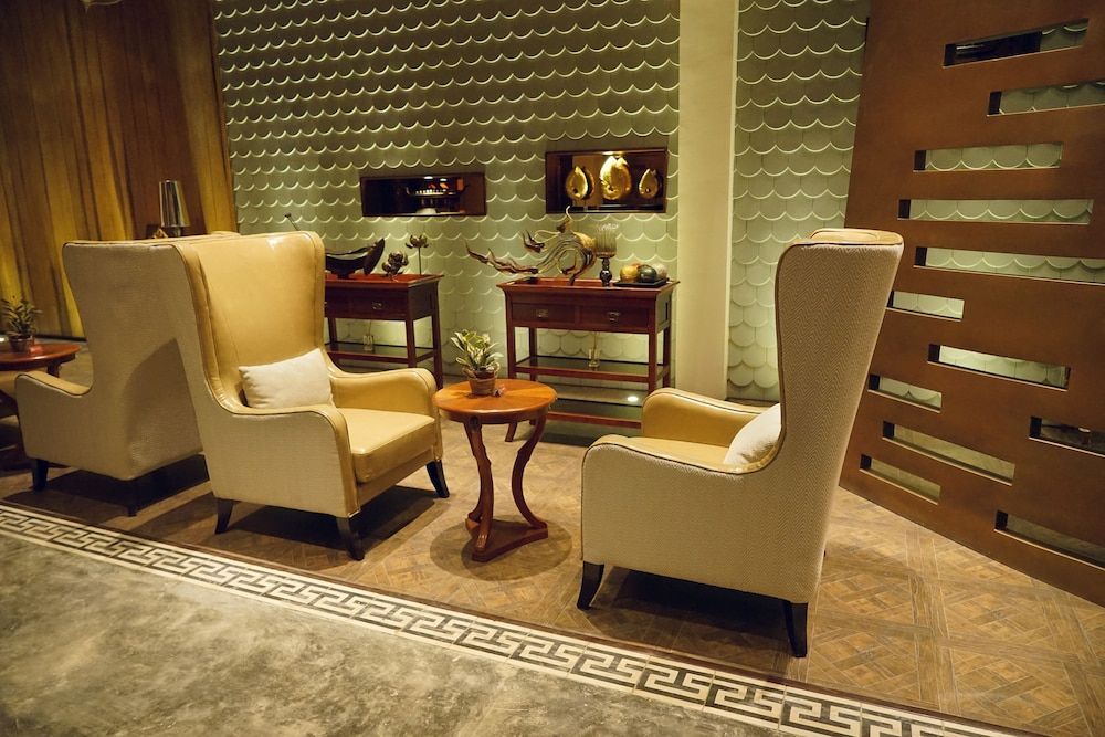 Clover Hotel Monivong 2