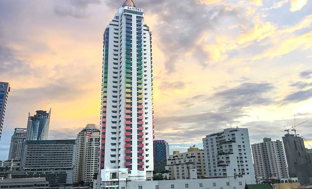 Baiyoke Suite Hotel 1