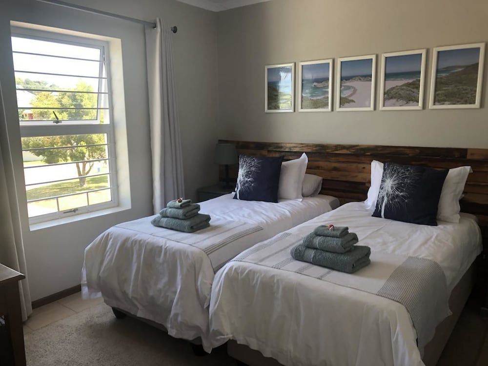 20 River Club Villas 2