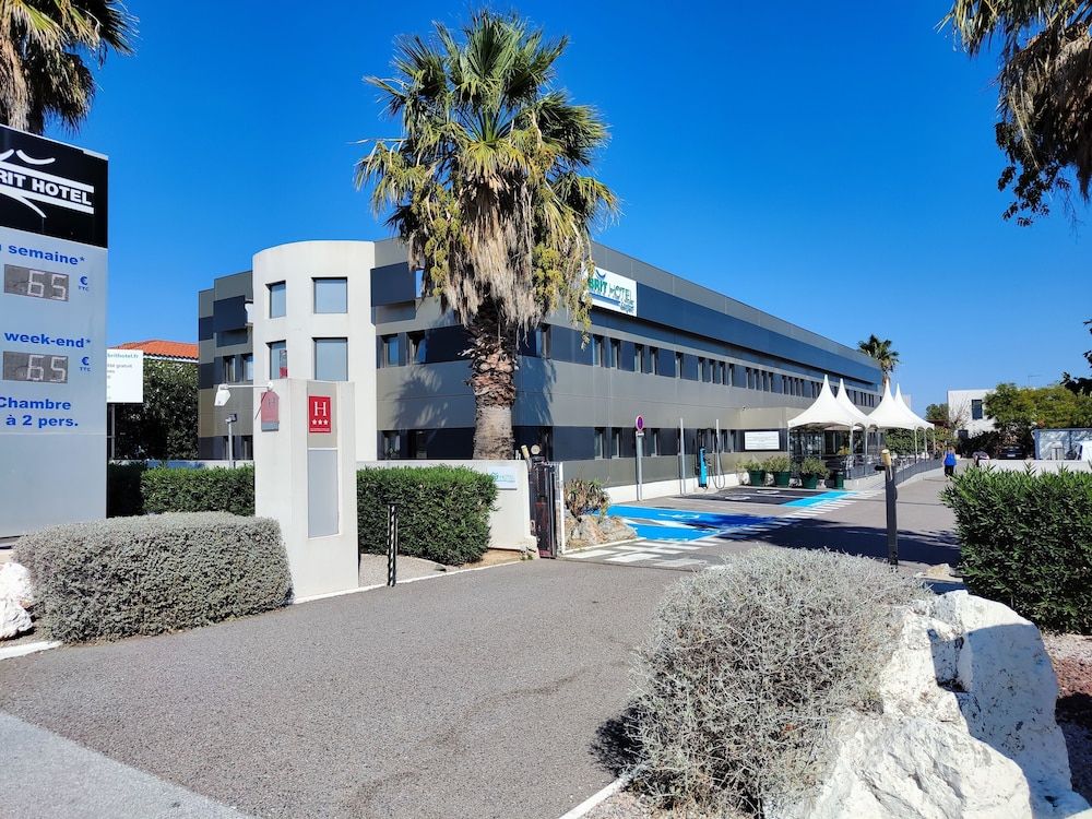 Brit Hotel Porte d'Espagne 1