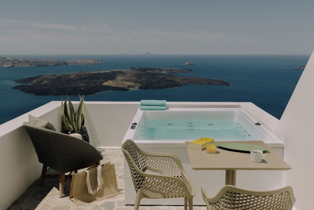 Agave Santorini Design Boutique Hotel 1