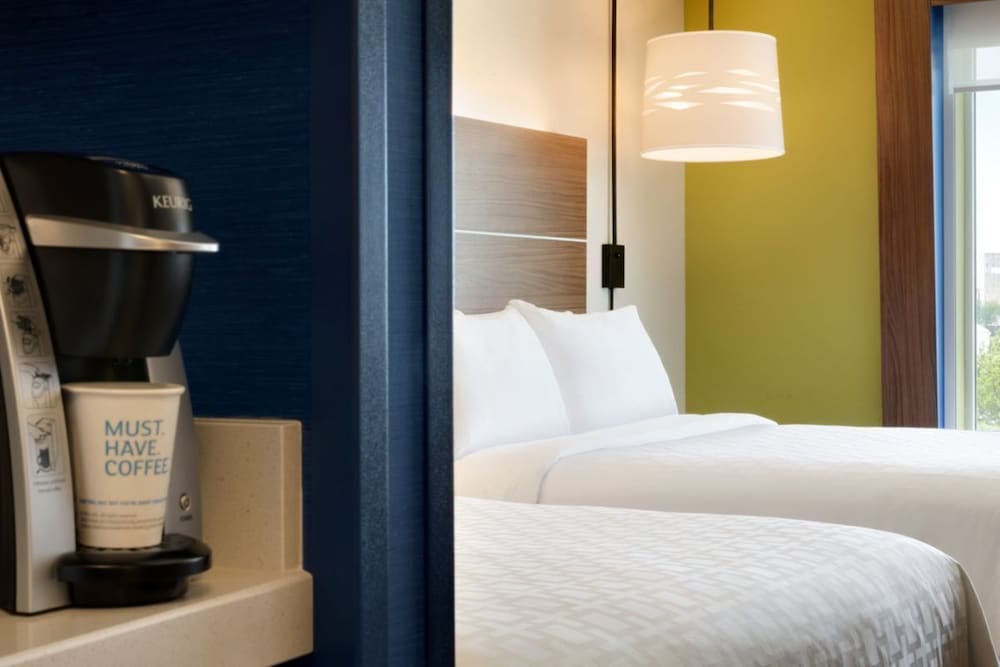 Holiday Inn Express & Suites HEATH - NEWARK by IHG 2