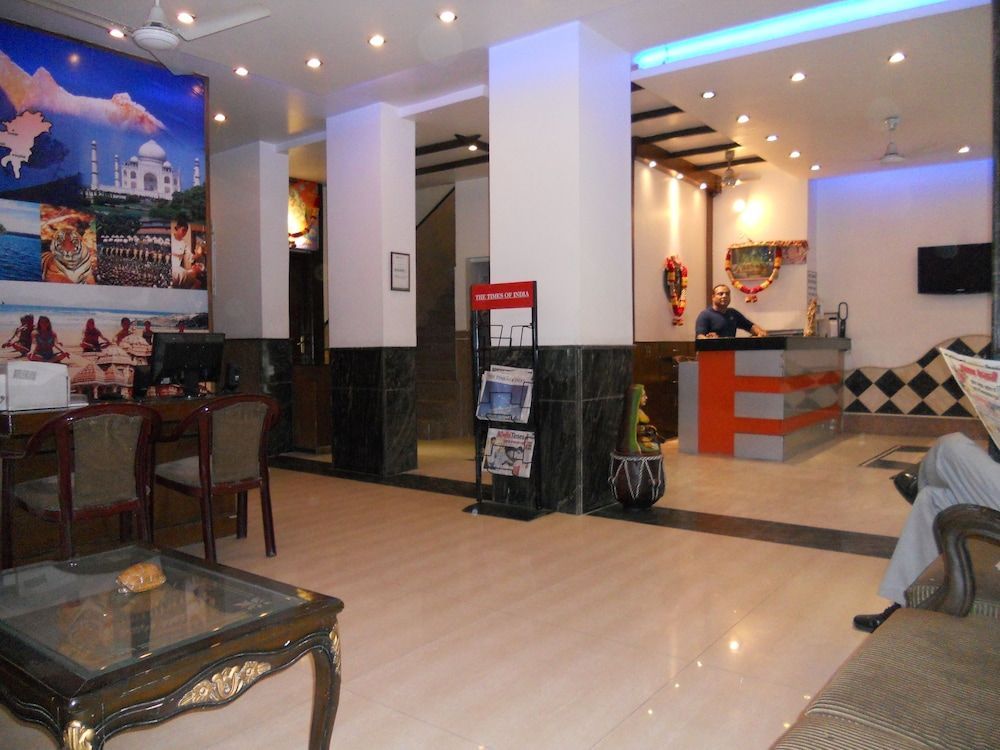 Amax Inn 2