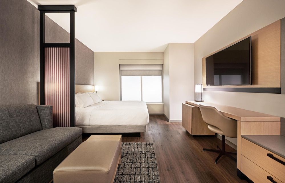 Hyatt Place Jackson/West Tennessee 2