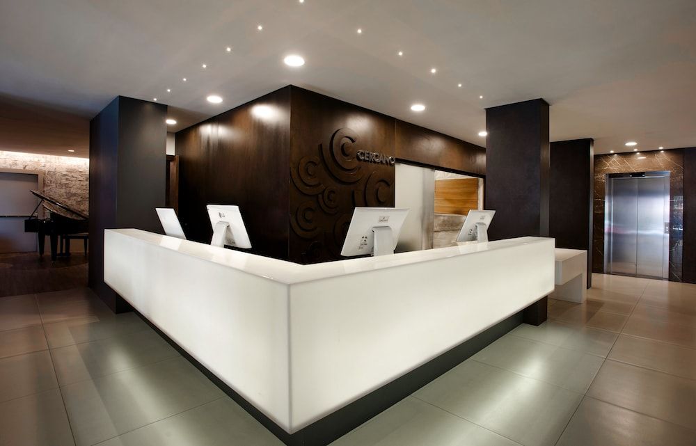 Hotel Cercano 2