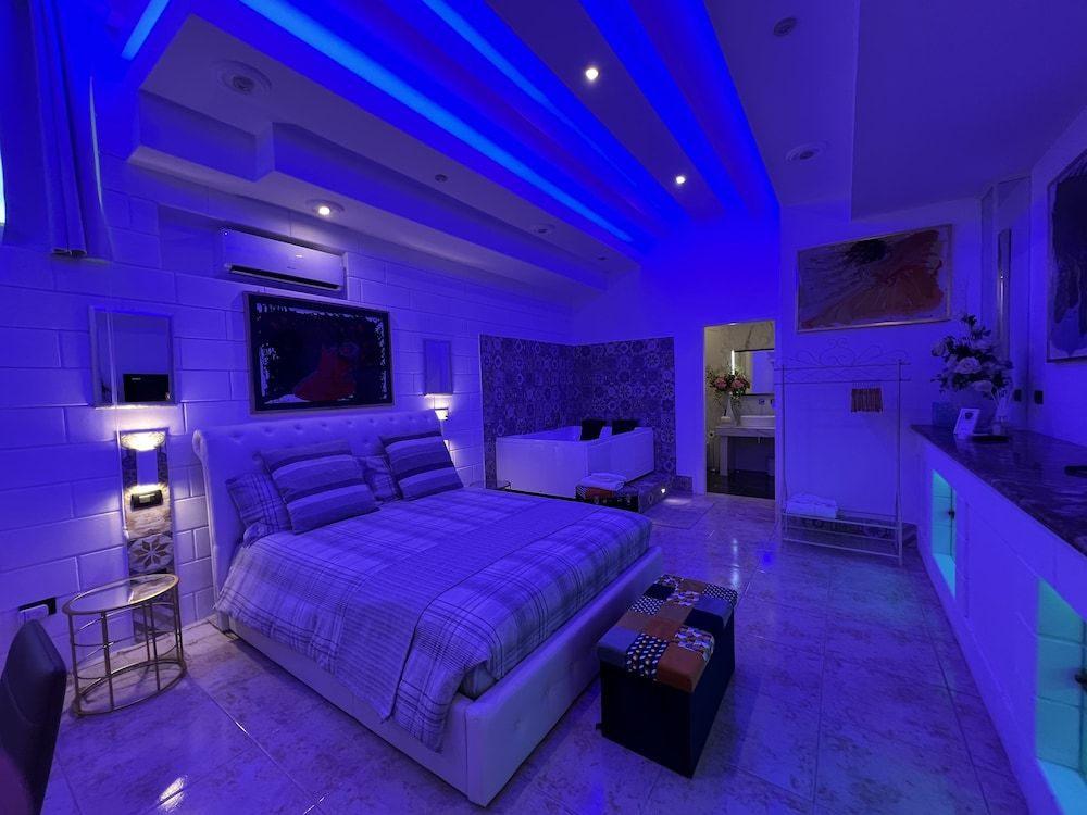 GianLuis Luxury Suites 1