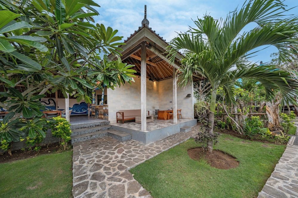 The Cubang Hut's Lembongan 2