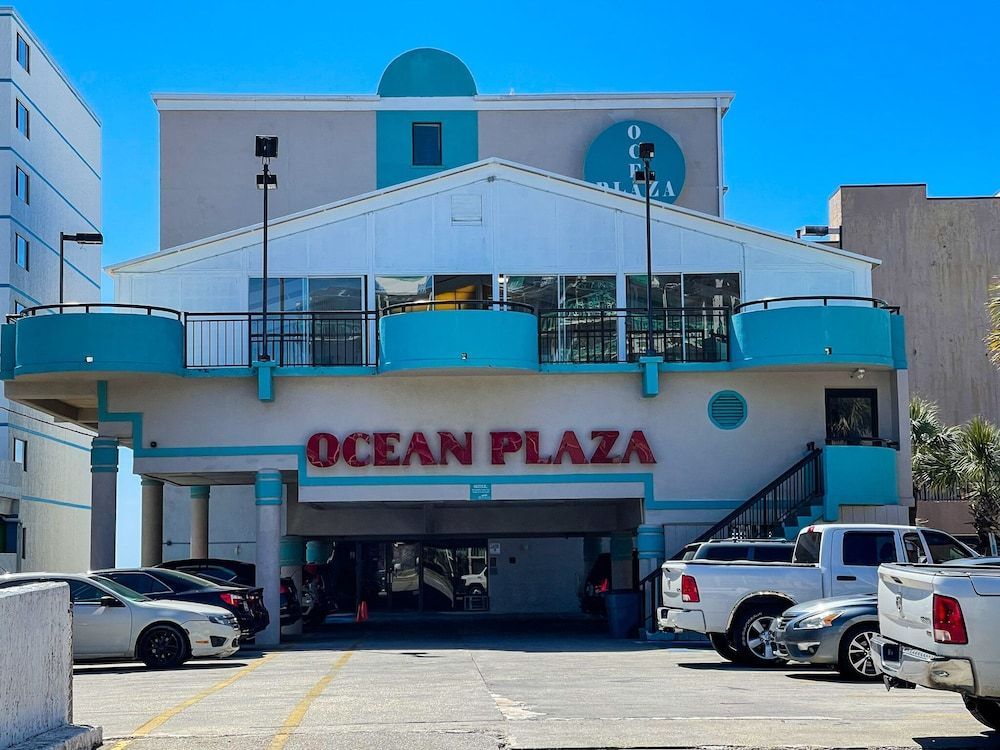 Ocean Plaza Motel 1