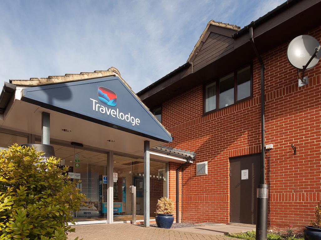 Travelodge Newbury Tot Hill 2