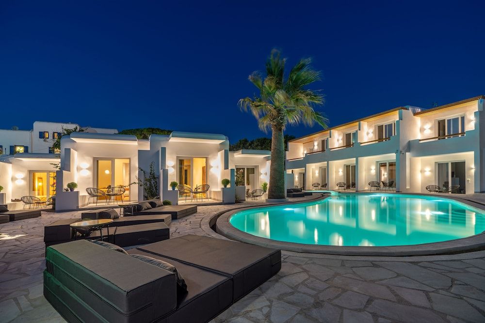 Omnia Mykonos Boutique Hotel & Suites 1