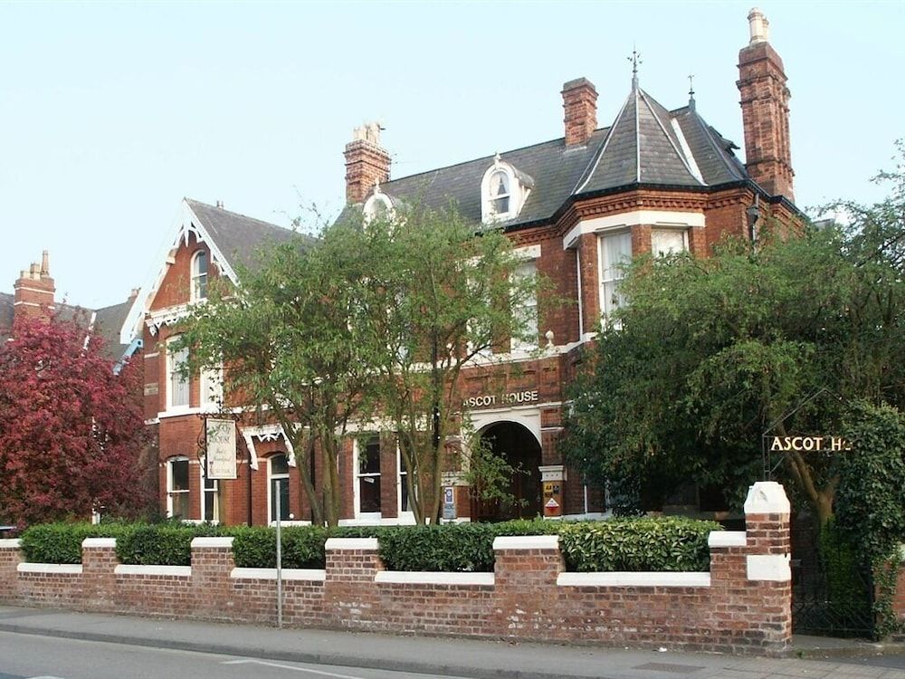 Ascot House 1