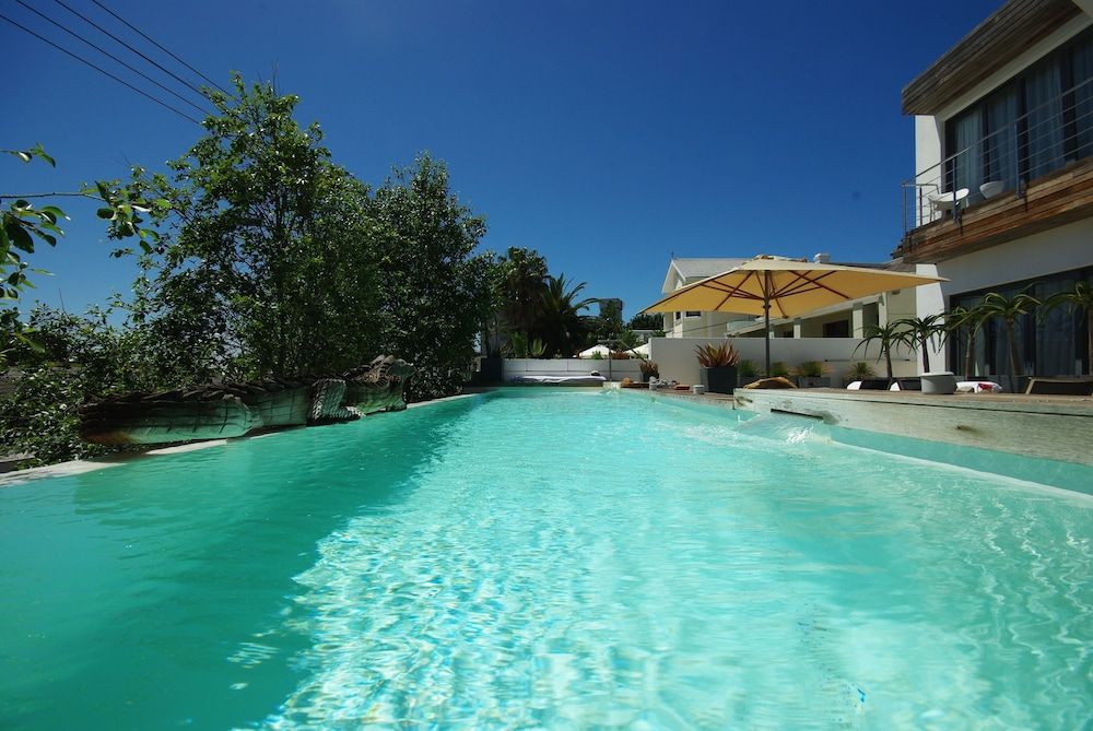 DysArt Boutique Hotel 1