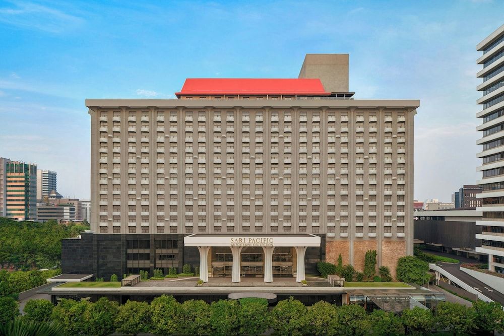 Sari Pacific Jakarta, Autograph Collection 1