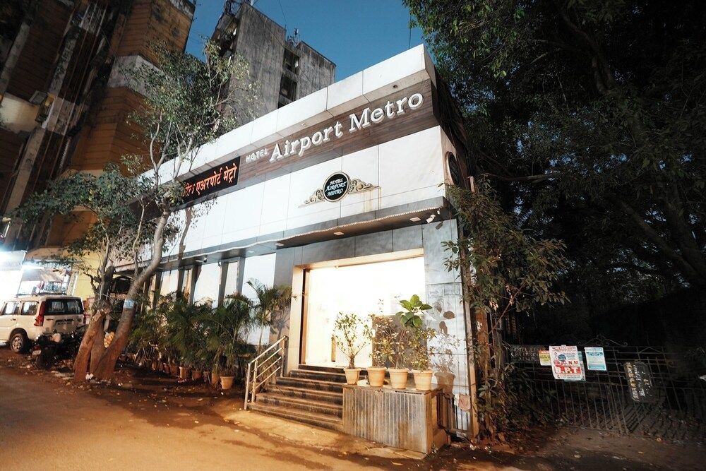 Collection O Airport Metro Andheri East 1