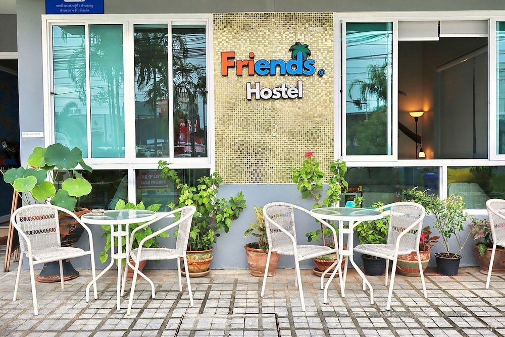 Friends Hostel - Phuket Airport 1