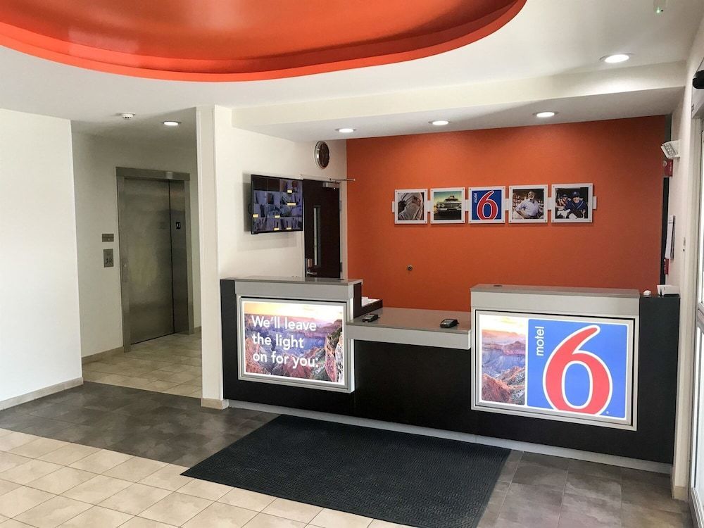 Motel 6-Tulsa, OK 2