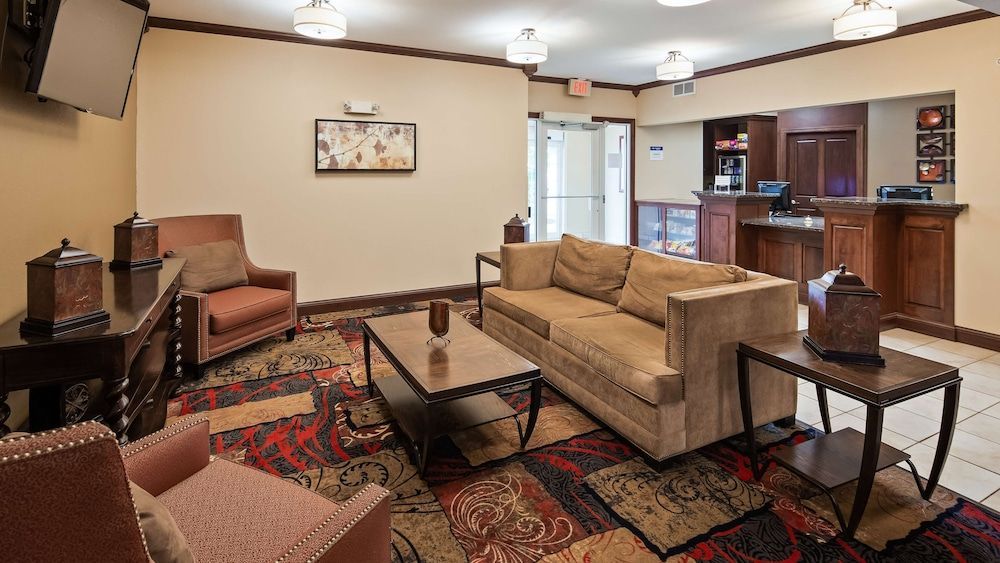 Best Western Plus Wausau-Rothschild Hotel 2