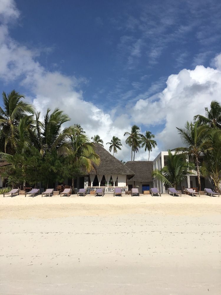 White Dream Lodge & Restaurant, Beach Front, Ocean View 1