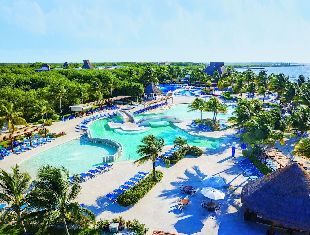 BlueBay Grand Esmeralda-All Inclusive 1