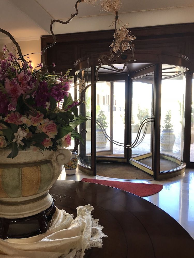 Grand Hotel Palace 1