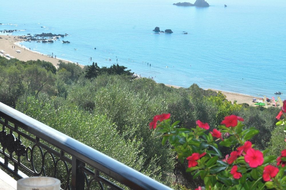 Apartments with swimming pool and sea view - Pelekas Beach 2