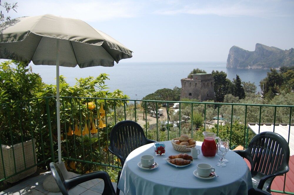 Marina del Cantone Chalet 1