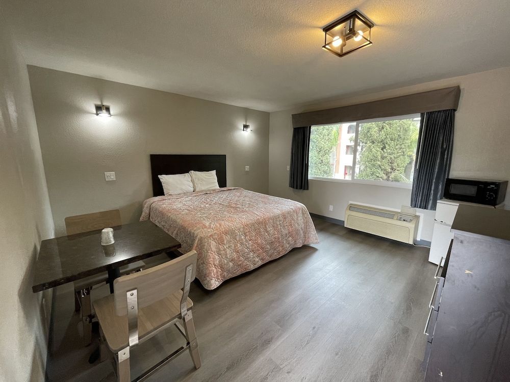 Villa Inn Anaheim 2