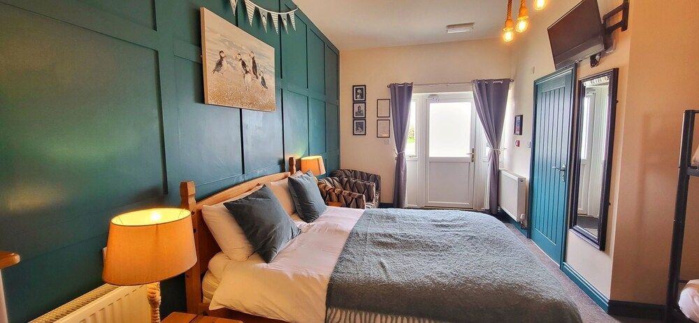 The Ring Pub Bed and Breakfast 1