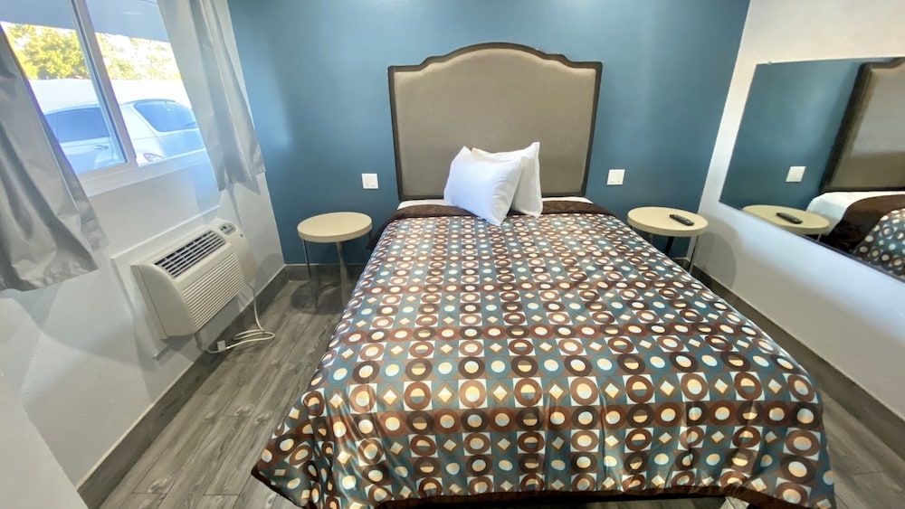 Dixie Motel 1
