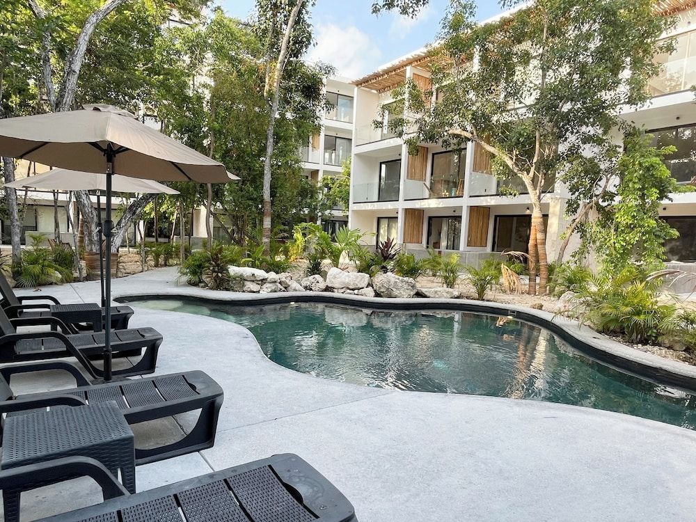 Erena Tulum 1