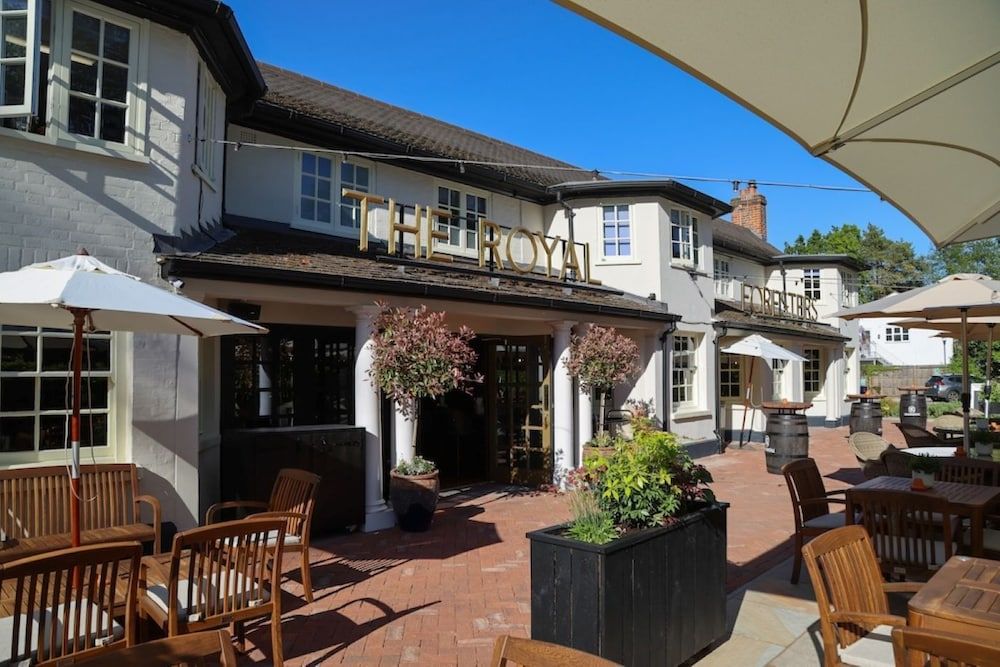 The Royal Foresters, Ascot, Berkshire - Acorn Pubs 1